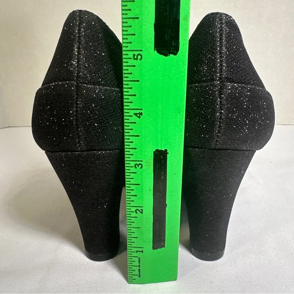 AA2 by Aerosoles Black Glitter Heels Sz 7.5 Womens Sparkle Dress Open Toe Slip-O - Picture 2 of 9